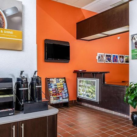 Motel 6 Oakdale, Ca المظهر الخارجي الصورة