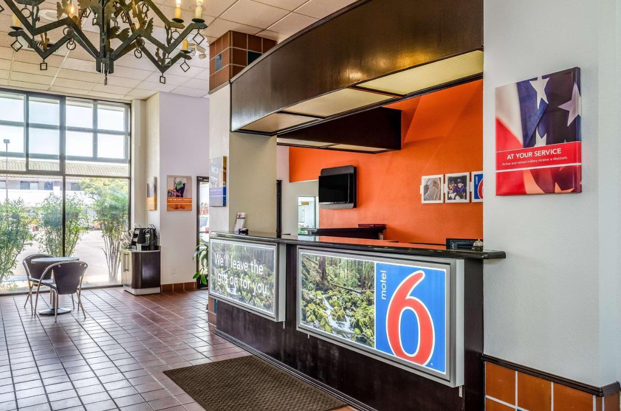 Motel 6 Oakdale, Ca المظهر الخارجي الصورة