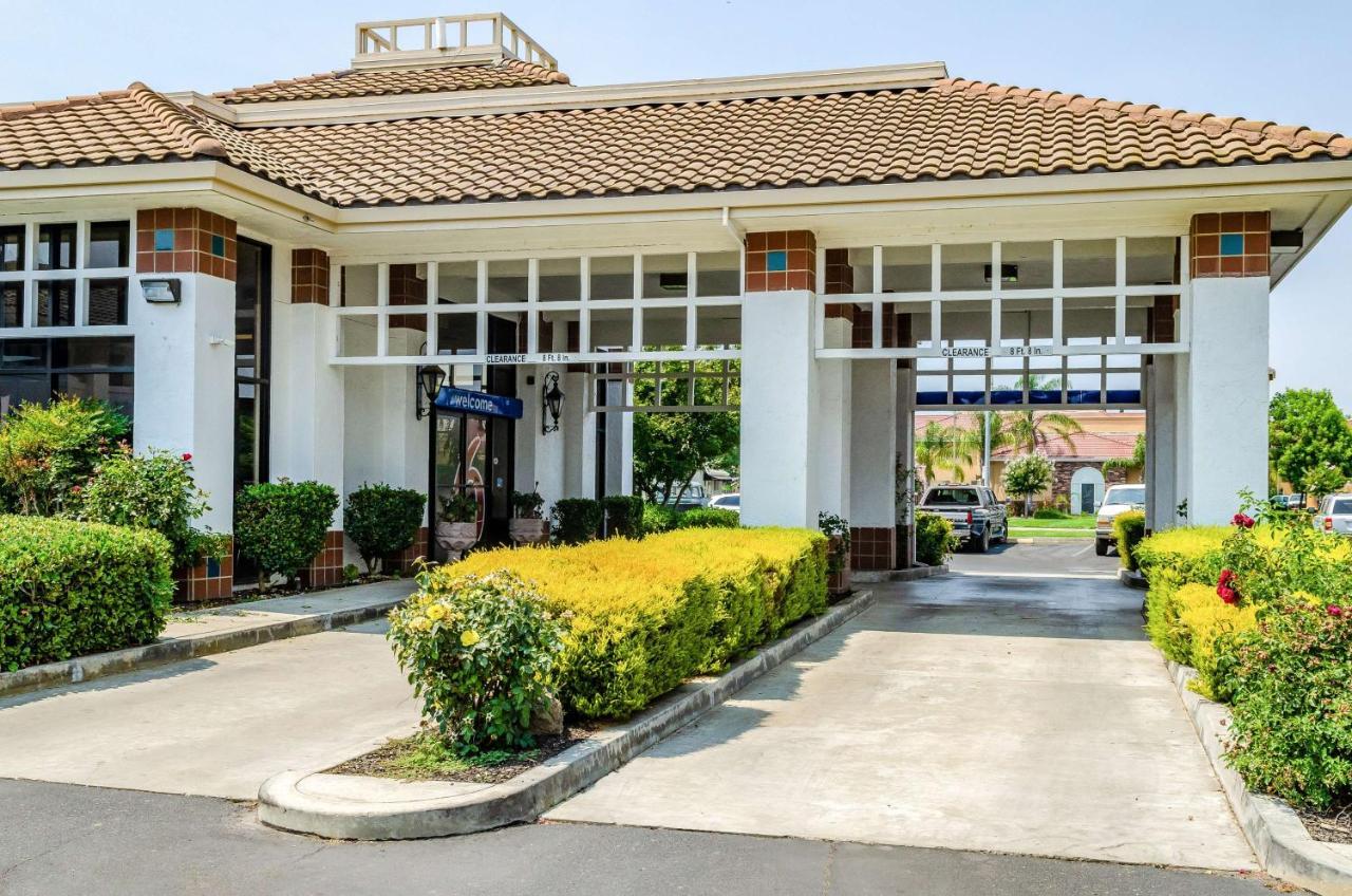 Motel 6 Oakdale, Ca المظهر الخارجي الصورة
