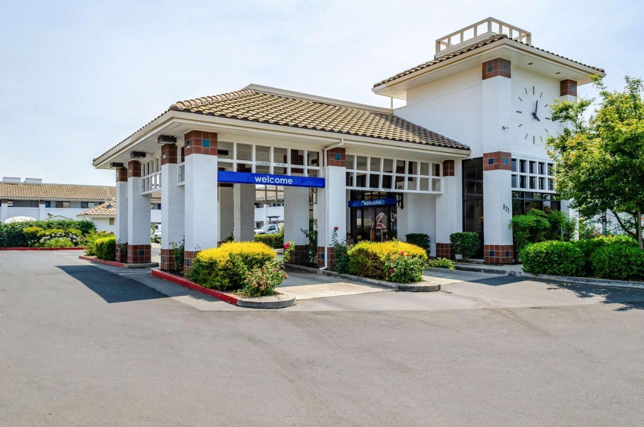 Motel 6 Oakdale, Ca المظهر الخارجي الصورة