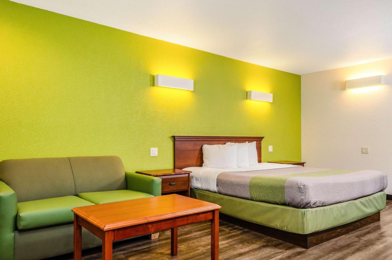 Motel 6 Oakdale, Ca المظهر الخارجي الصورة