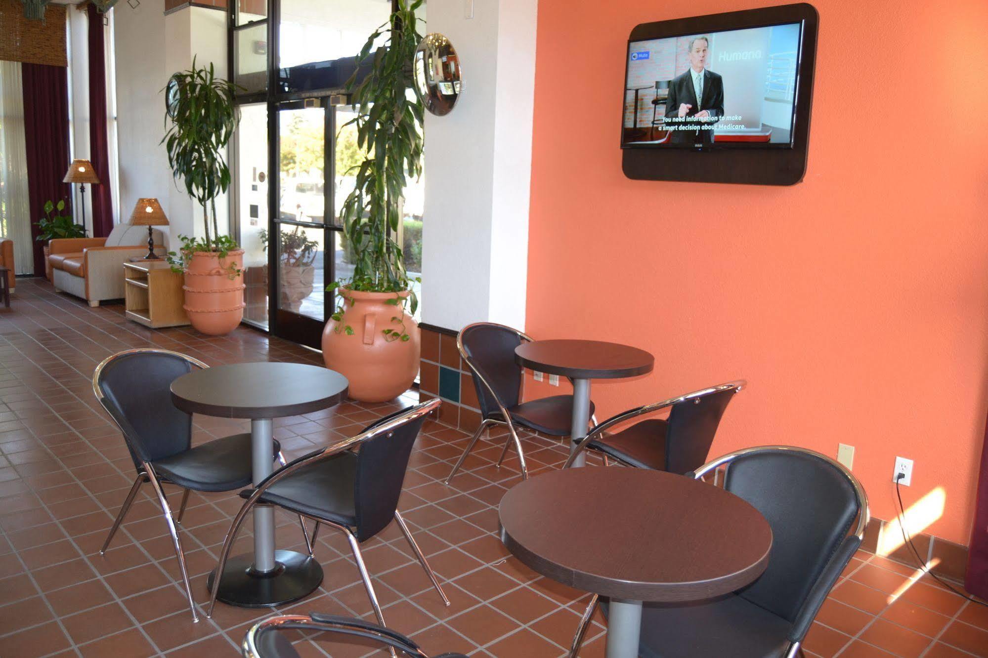 Motel 6 Oakdale, Ca المظهر الخارجي الصورة
