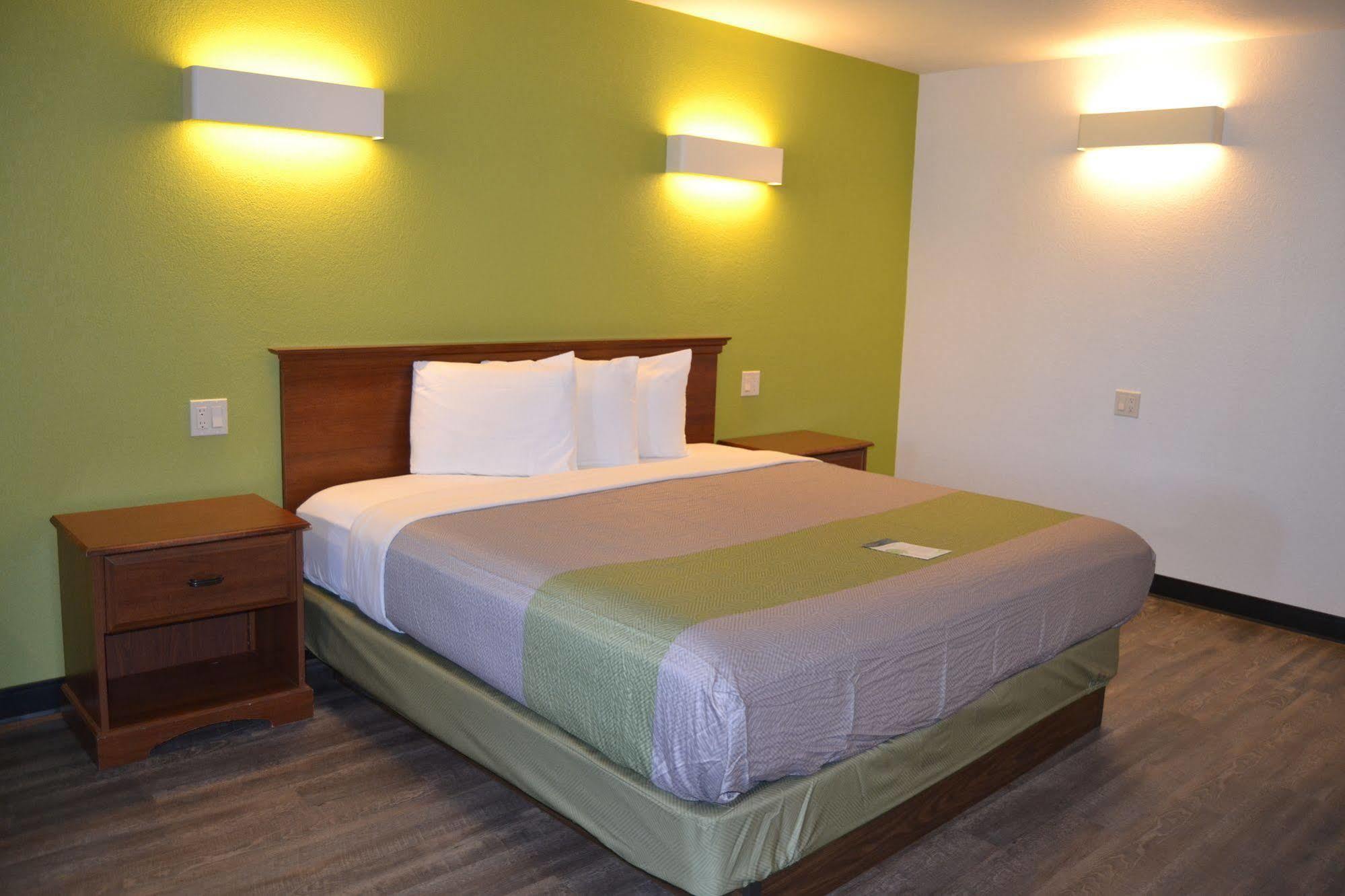 Motel 6 Oakdale, Ca المظهر الخارجي الصورة
