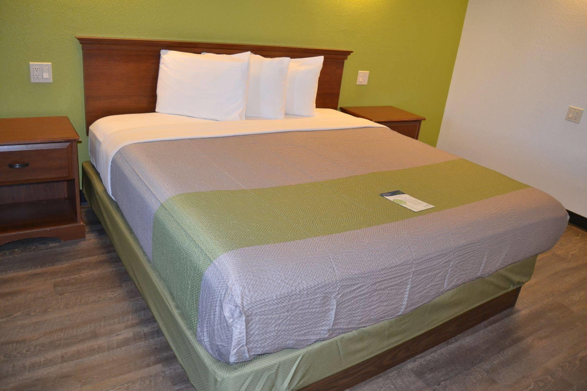 Motel 6 Oakdale, Ca المظهر الخارجي الصورة