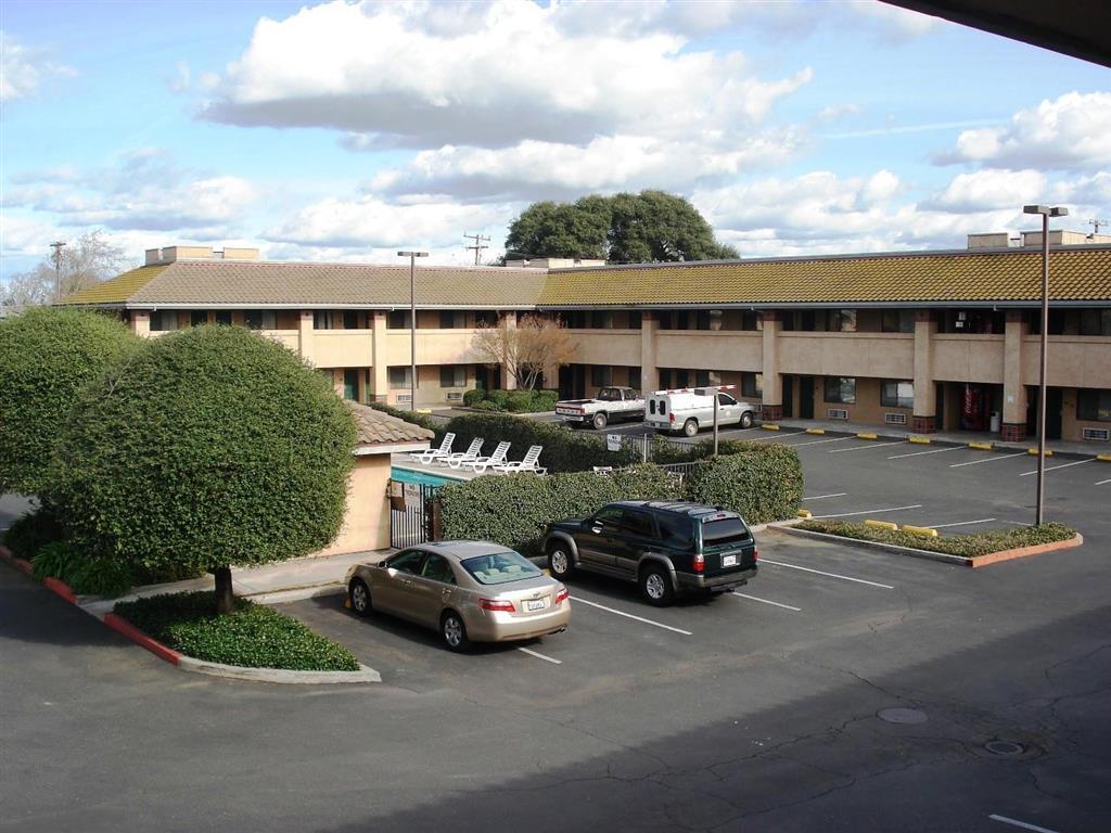Motel 6 Oakdale, Ca المظهر الخارجي الصورة